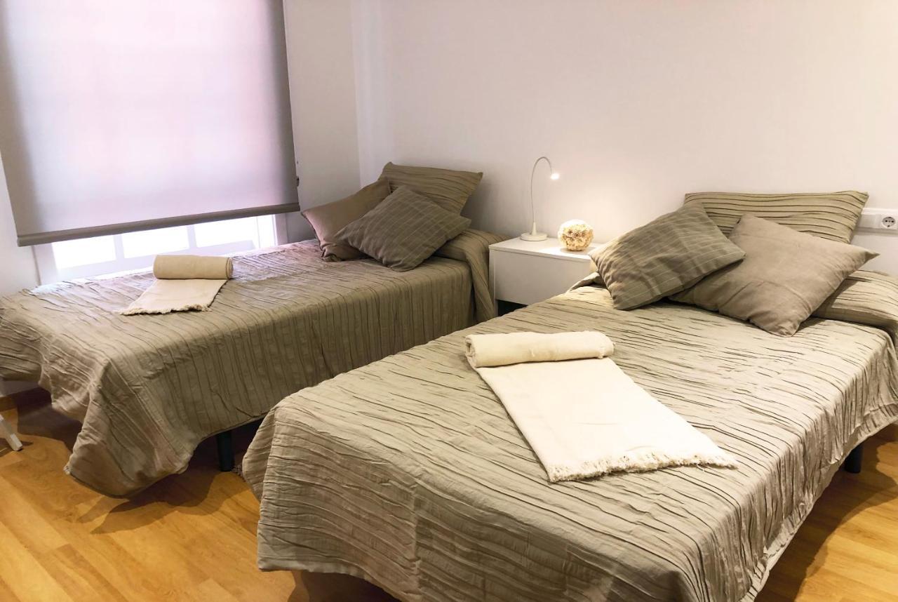 آكورونيا Purple&Brown Home Coruna المظهر الخارجي الصورة
