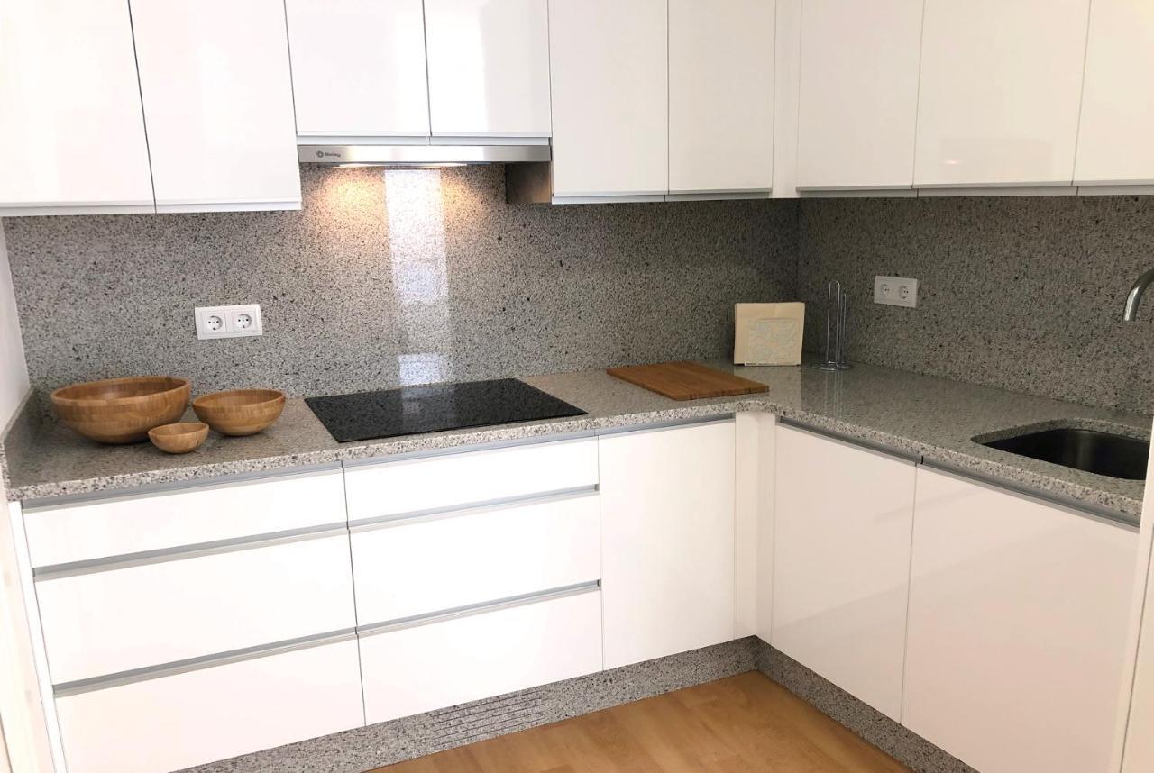 آكورونيا Purple&Brown Home Coruna المظهر الخارجي الصورة